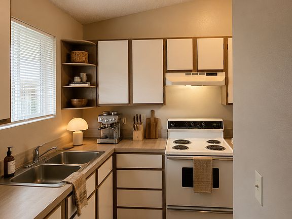 3rd image of 310 Pleasant Ave APT 9