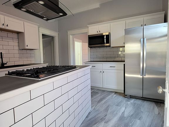 2nd image of 268 C St #4