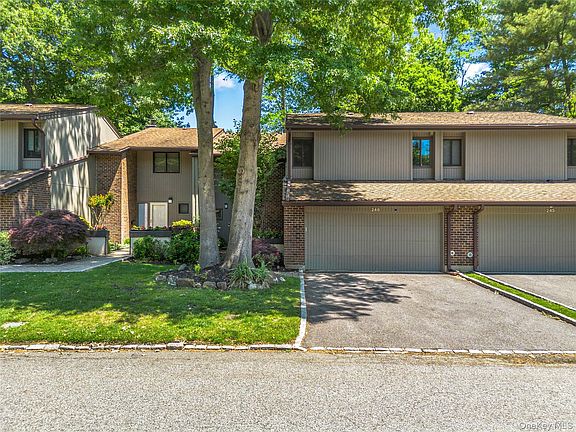 5th image of 246 Hamlet Drive