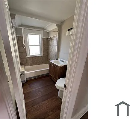 3676 E 154th St #1 — Photo 3