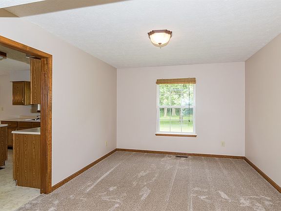 4th image of 11116 Oakspring Ct