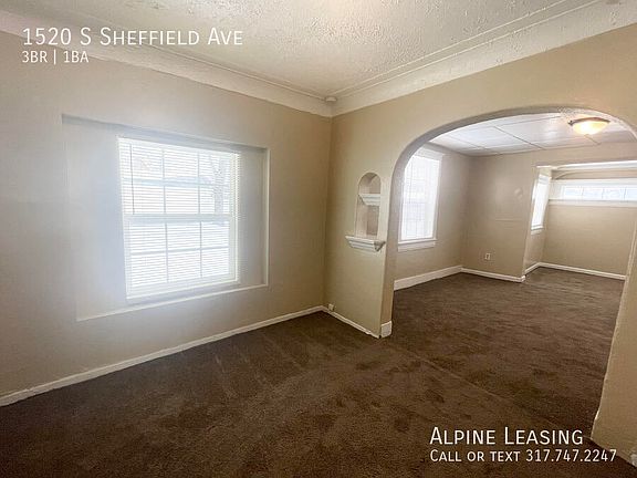 4th image of 1520 S Sheffield Ave
