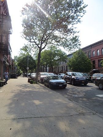 1st image of 202 Patchen Ave APT 3
