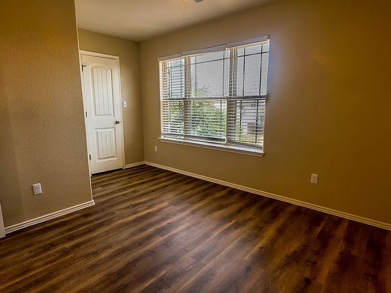 17208 Bridgefarmer Blvd — Photo 20