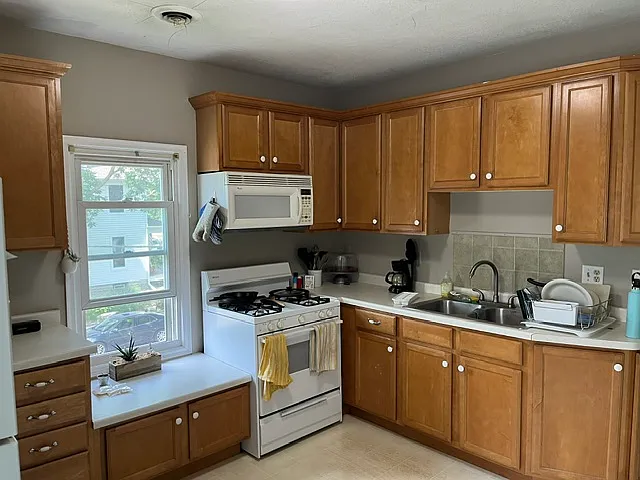438 2nd St NE #438 — Photo 3