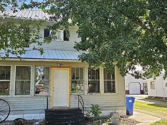 2nd image of 140 3rd St
