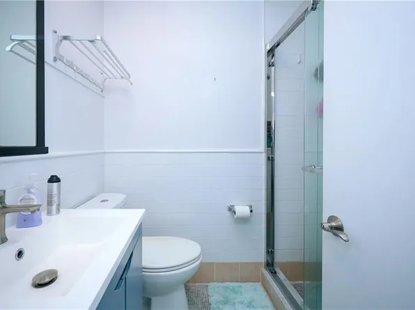 7215 3rd Avenue image 9 of 34