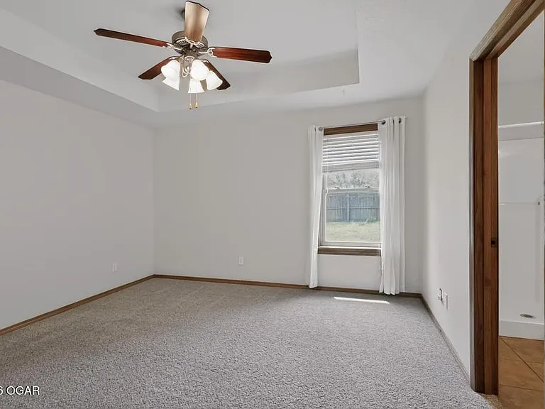 838 E Cottonwood St — Photo 6