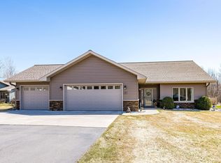 12 Amber Ln, Esko, MN 55733