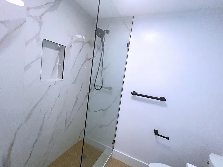 1260 Manor Dr — Photo 19