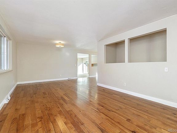 5th image of 8966 W Asbury Dr
