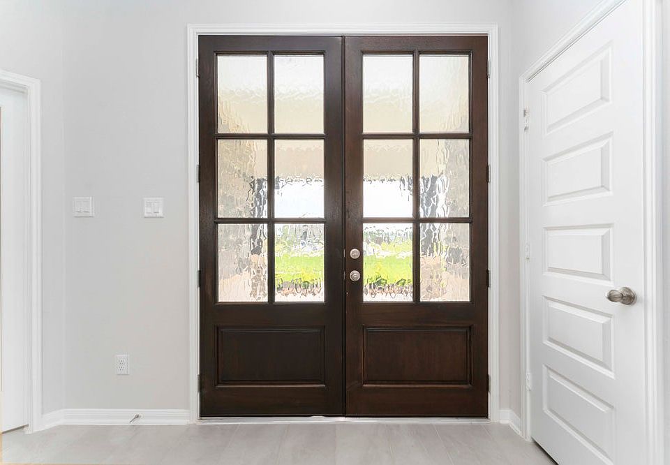 9510 Tree House Court - Front Door