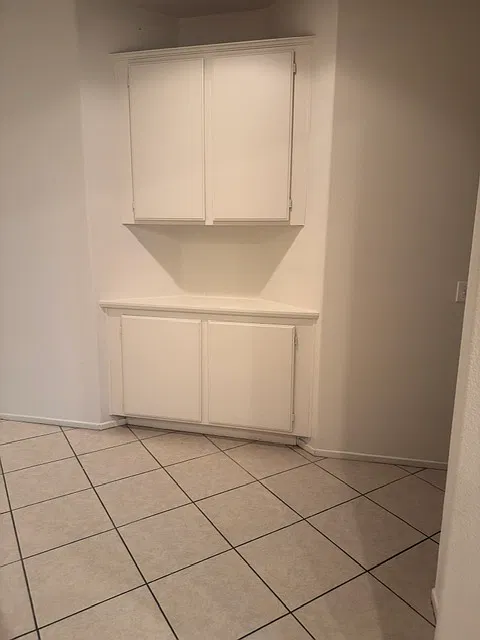 3 bed, 2113 sqft, $3,000 — Photo 4