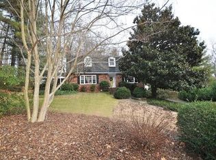 2800 Deford Ct, Chester, VA 23831