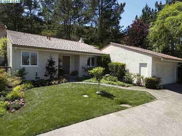 1st image of 1746 Saint Andrews Dr
