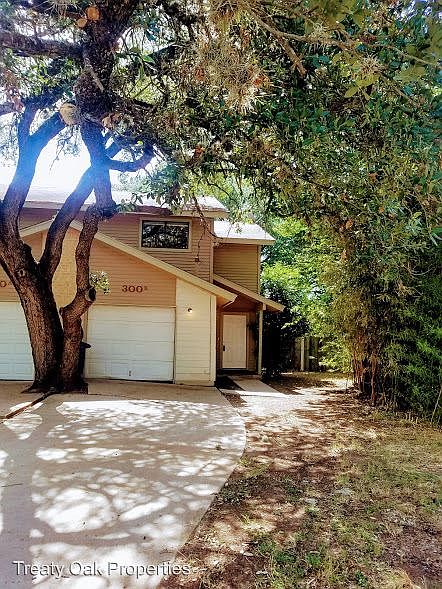 1st image of 300 Villa Oaks Cir #B