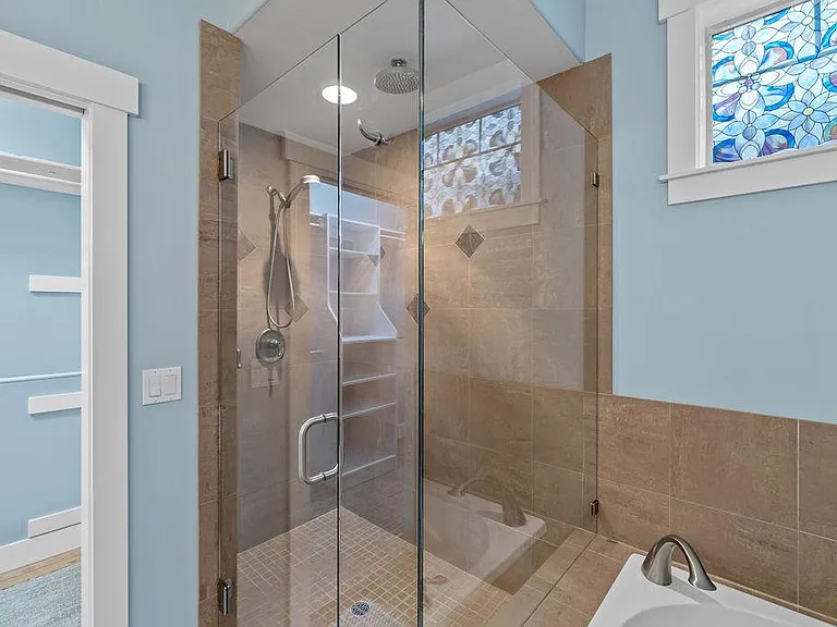 Master Bedroom with Frame-less Shower