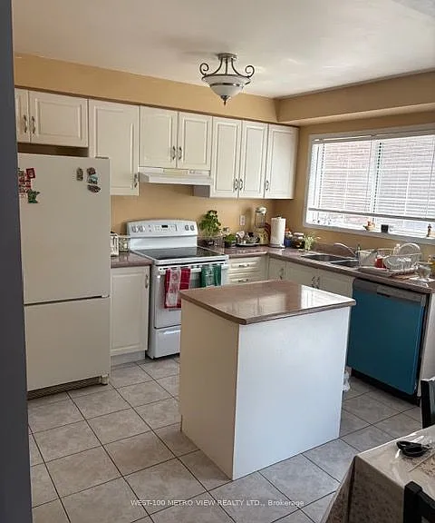 6 Michelle Dr — Photo 6