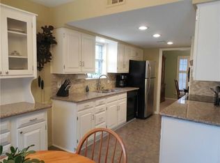 9927 Rustleleaf Dr, Dallas, TX 75238