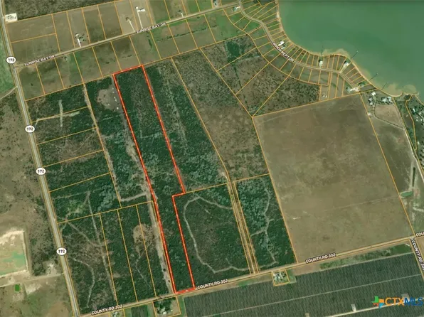 County Road 302 Pt, Pt Lavaca, TX 77979