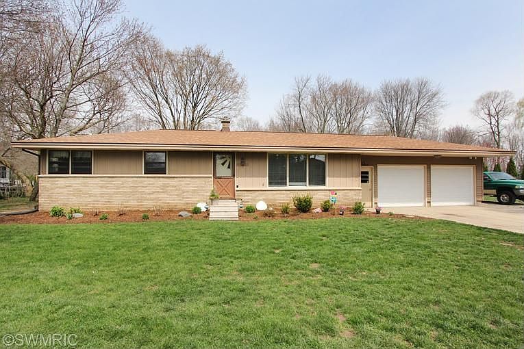 1st image of 8421 Whispering Pine Ct