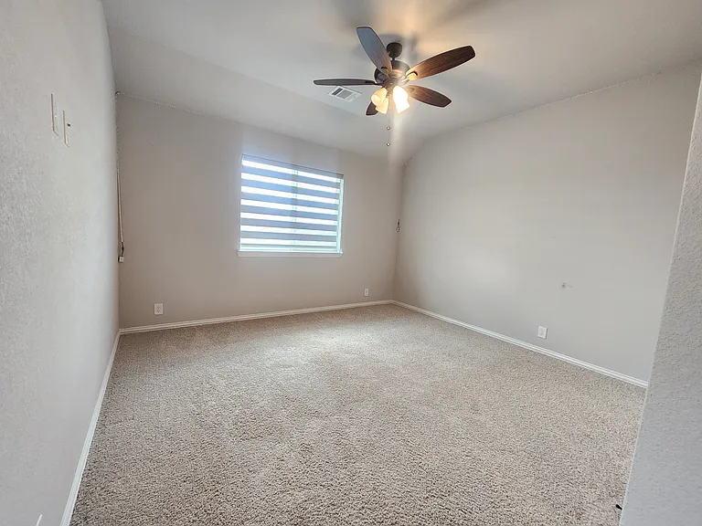1024 Timber Ridge Dr — Photo 15