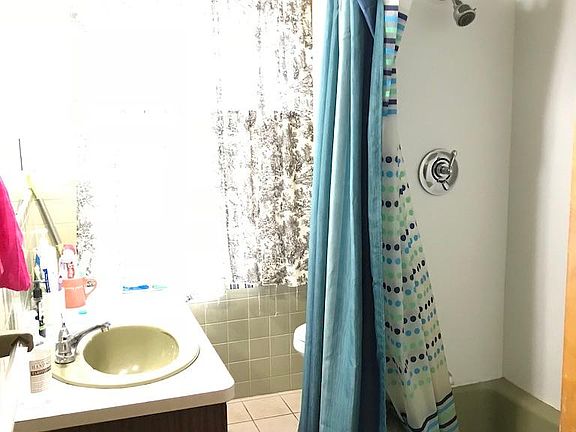 Upstairs Bathroom