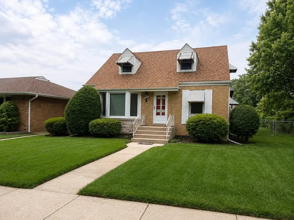 5800 Crain St, Morton Grove, IL 60053