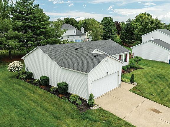 3rd image of 488 Misty Dawn Rd