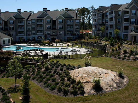 5th image of 4111 Kensington Cir