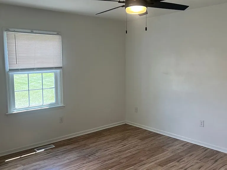 2810 Tavern Rd — Photo 17