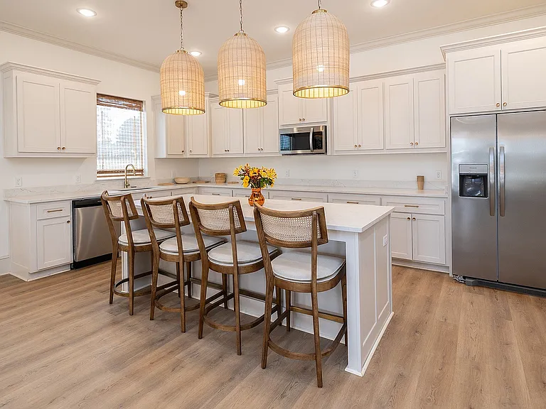 Large Common Area Kitchen