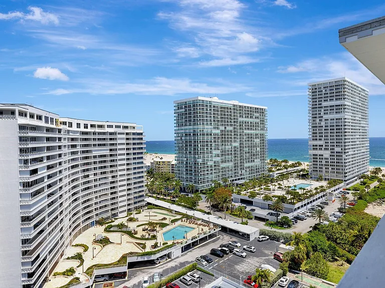 2100 S Ocean Dr #16F — Photo 1