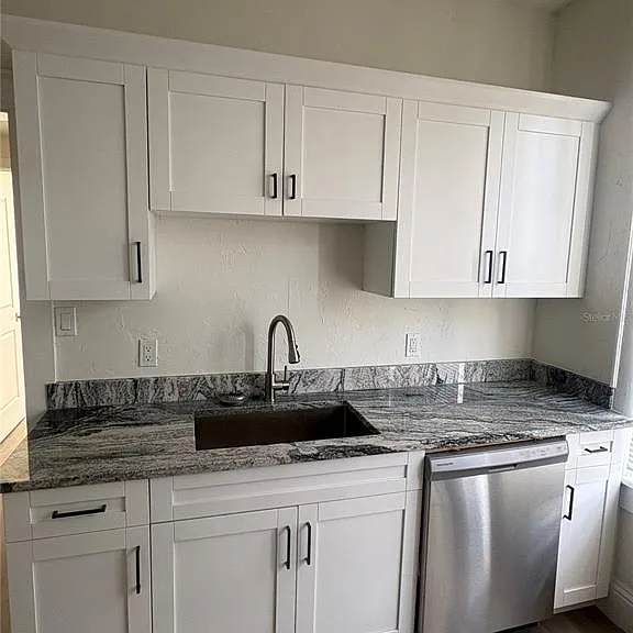 729 E Palmetto St #1 — Photo 3