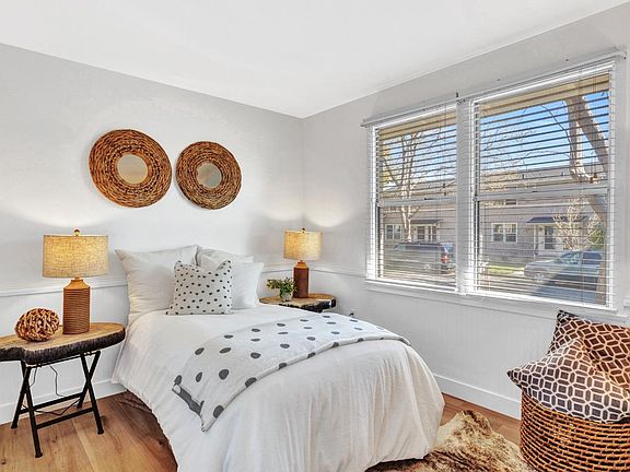 5th image of 49 Lovejoy Way