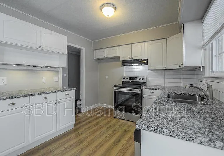 16003 E 35th St S — Photo 15