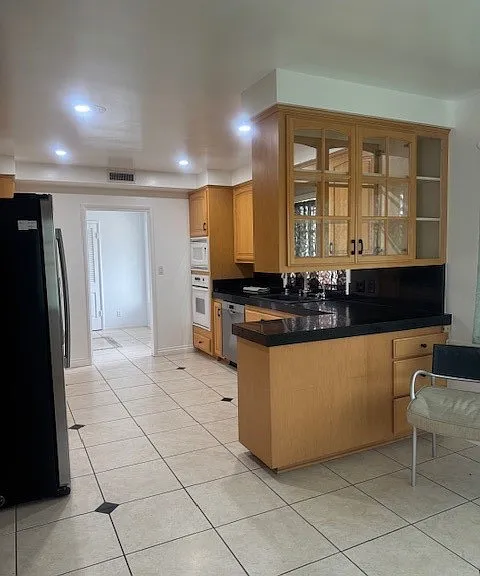 1200 W Rowan St — Photo 20