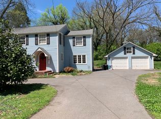 2617 Delrose Dr, Knoxville, TN 37914