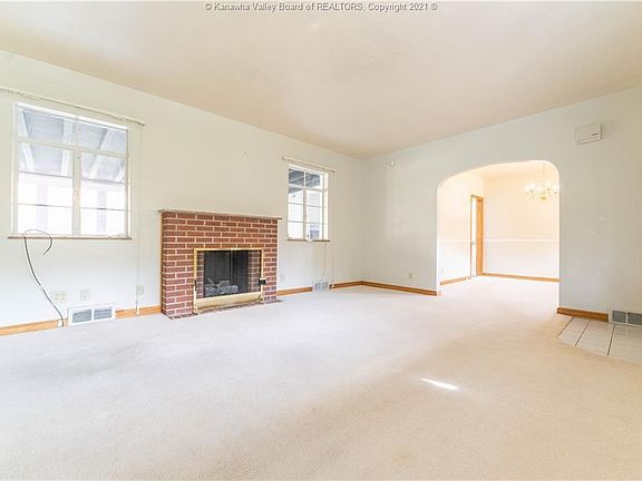 5th image of 1714 Dudley Dr