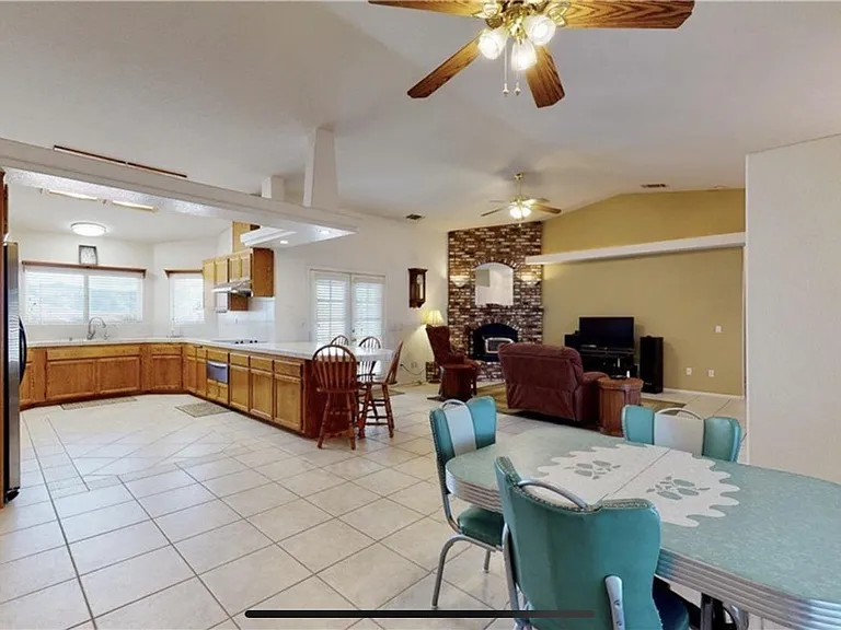 17607 Ranchero St — Photo 14
