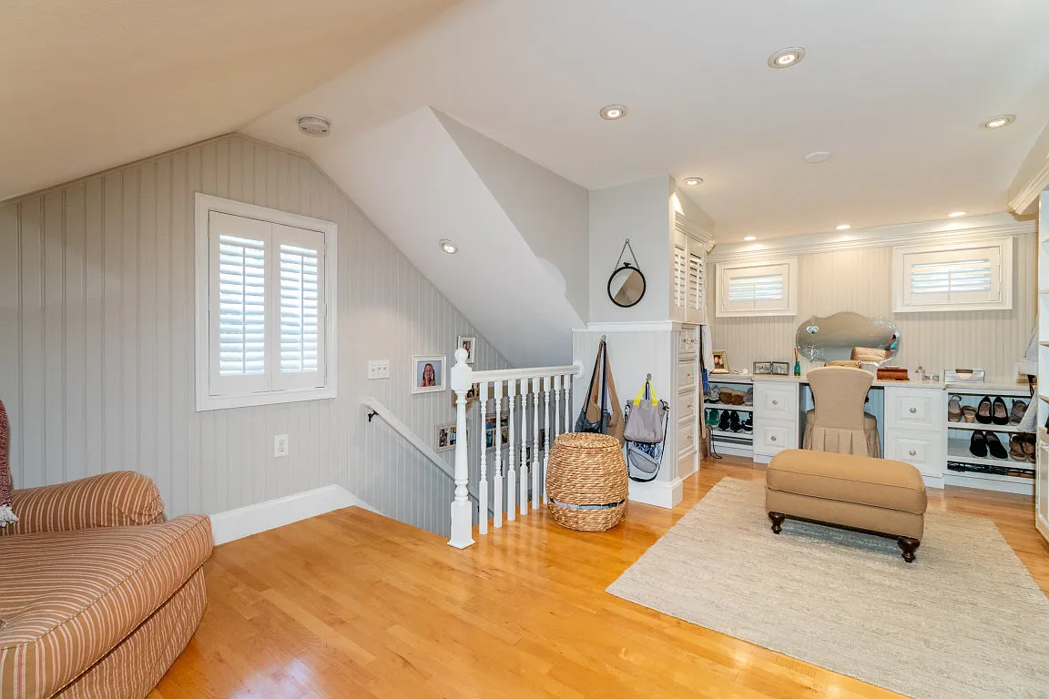 2 bed, 2100 sqft, $4,000 — Photo 1