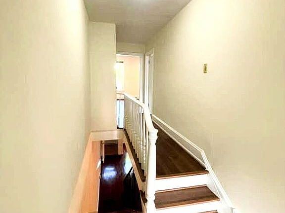 Upstairs Hallway 