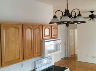 17 May St #2, Worcester, MA 01610