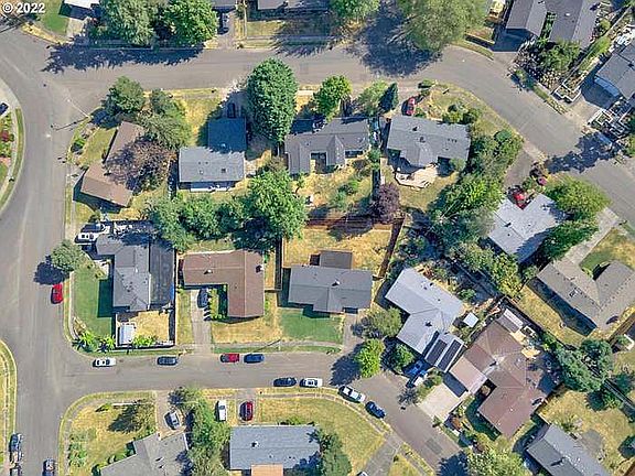 3rd image of 12952 SW 63rd Pl