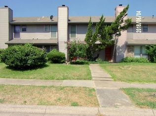 12 Gittiban Pl, Pantego, TX 76013