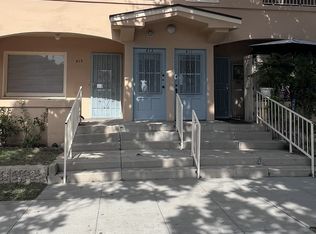 415 W 8th St, Long Beach, CA 90813