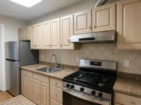 5338 65th Pl, Flushing, NY 11378