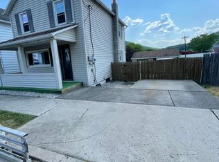 1 Jeanette St, Mocanaqua, PA 18655