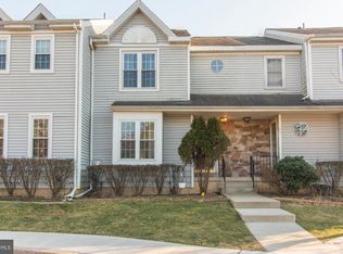 102 Tupelo Grv, Ambler, PA 19002