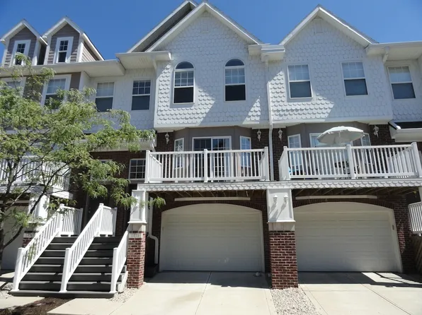 1471 Autumn Oak St, Greenwood, IN 46143